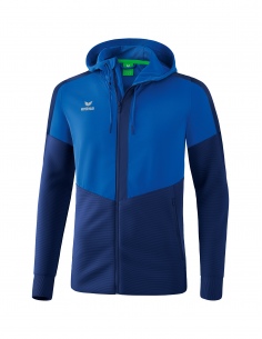 1032051 Squad Training...