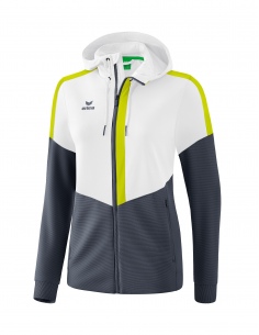 1032065 Squad Training...